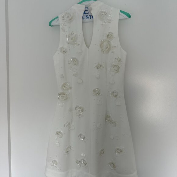 Clio Peppiatt Scatter Floral Shift Dress - Picture 4 of 8